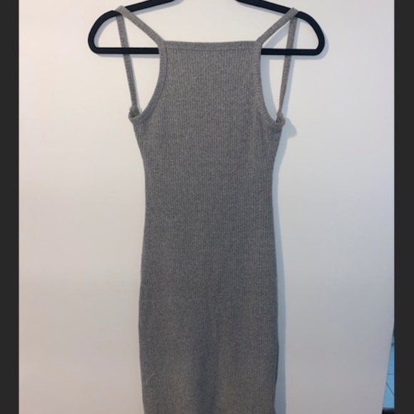 Grey backless Aritzia Dress - Picture 3 of 3